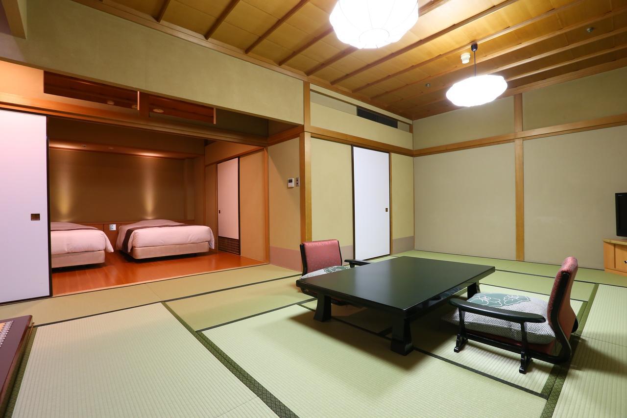 Oku Yugawara Tsubaki Hotel Exterior photo